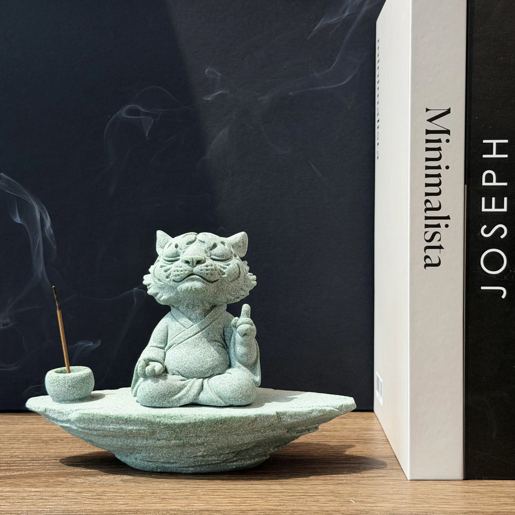 Tiger Tabletop Ritual Set